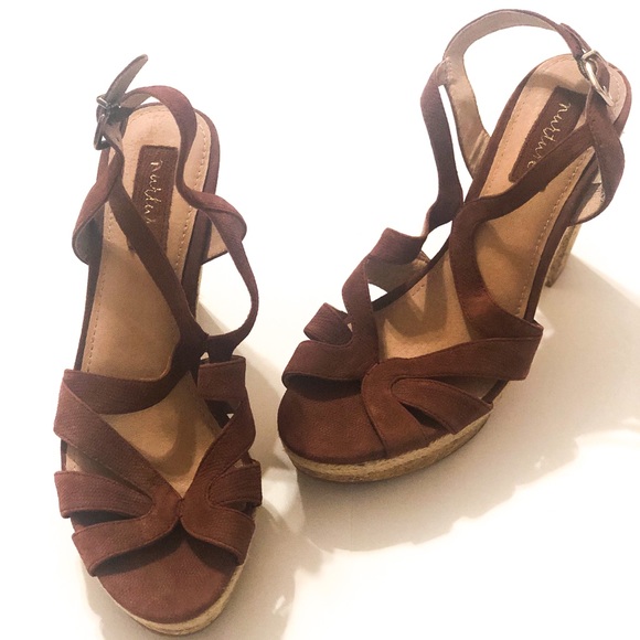 Nurture Shoes - 3/$15 NWOT NURTURE Mauve Strappy and Chunky Heels